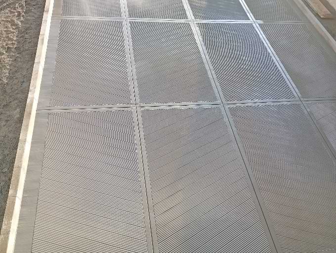 Rampă industrială cu finisaj antiderapant